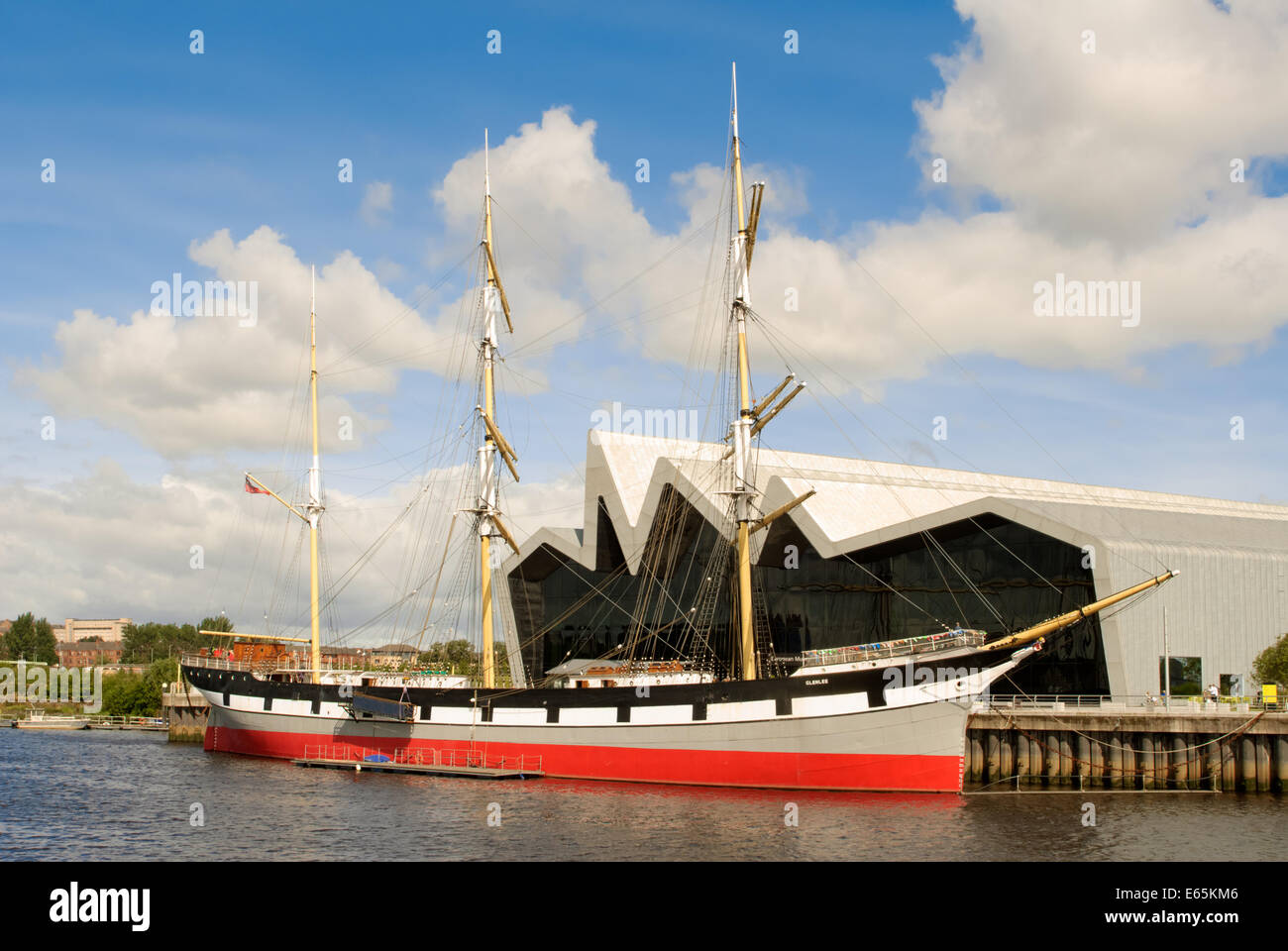 Glenlee Tall Ship fuori Riverside Museum di Glasgow, Scozia Foto Stock