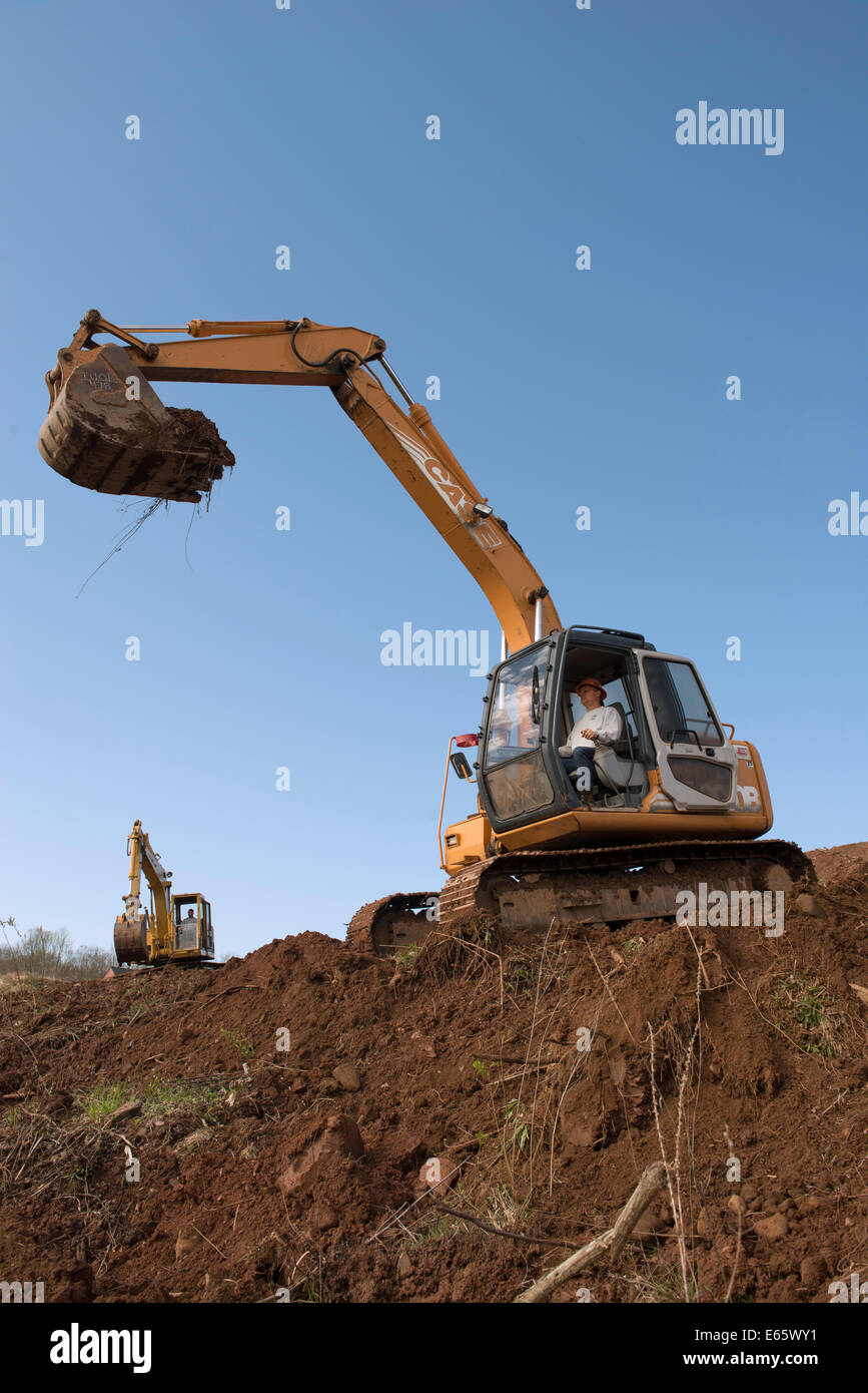 Escavatore Case presso il centro di formazione per gli enti locali 478 ingegnere operativo Training Facility a Meriden, Connecticut. Foto Stock