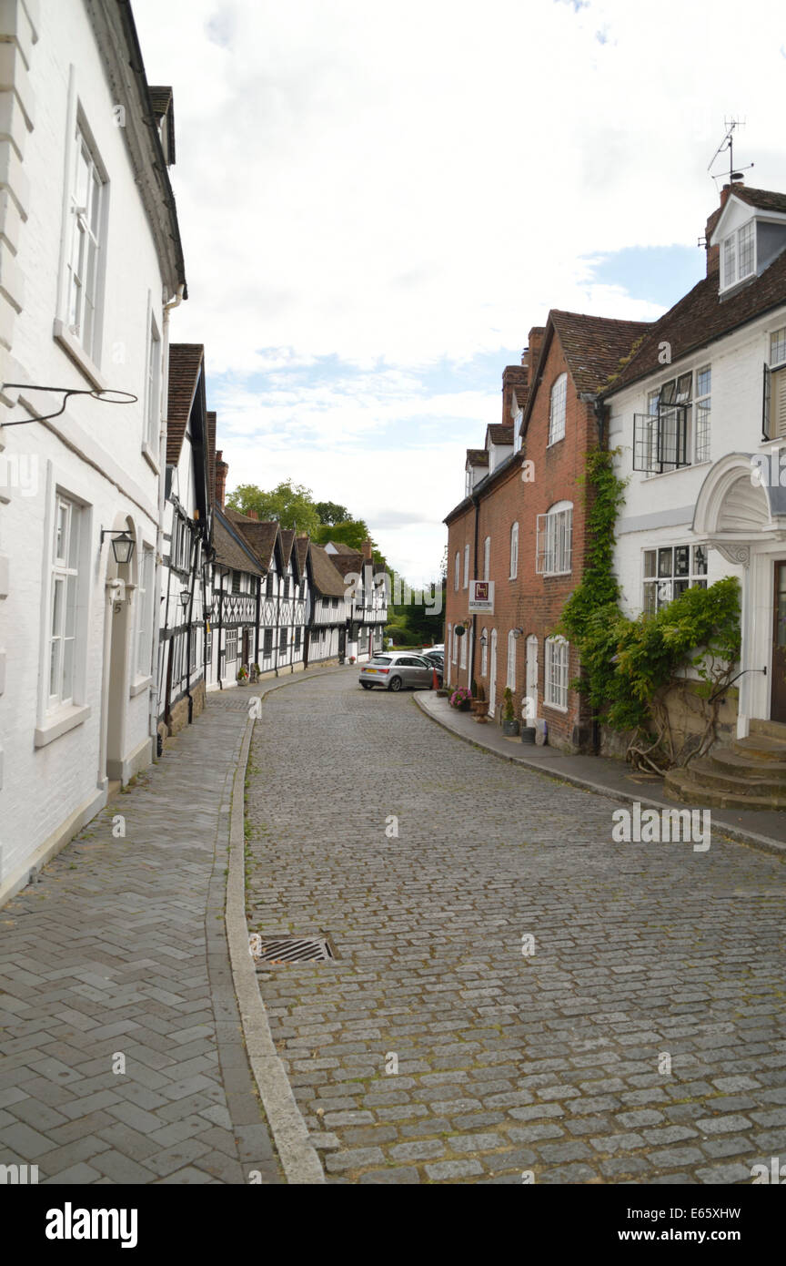 Periodo case e le case con la struttura in legno in un Warwick Street Foto Stock