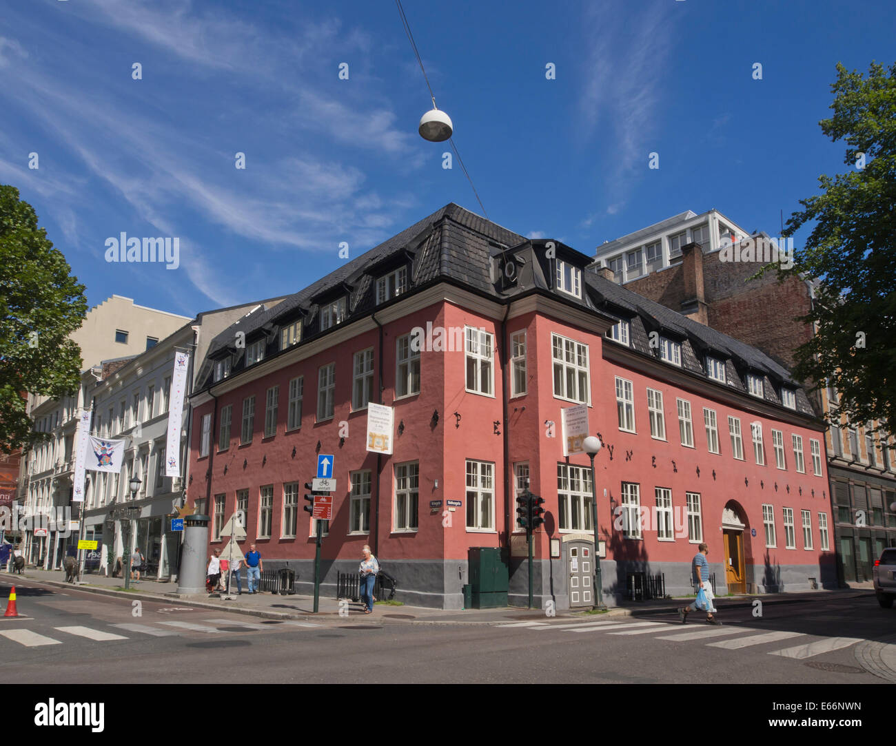 Ho Statholdergaarden Kvadraturen centrale di Oslo Norvegia,edificio protetto dal 1640, oggi sede di un ristorante insignito di stelle Michelin Foto Stock
