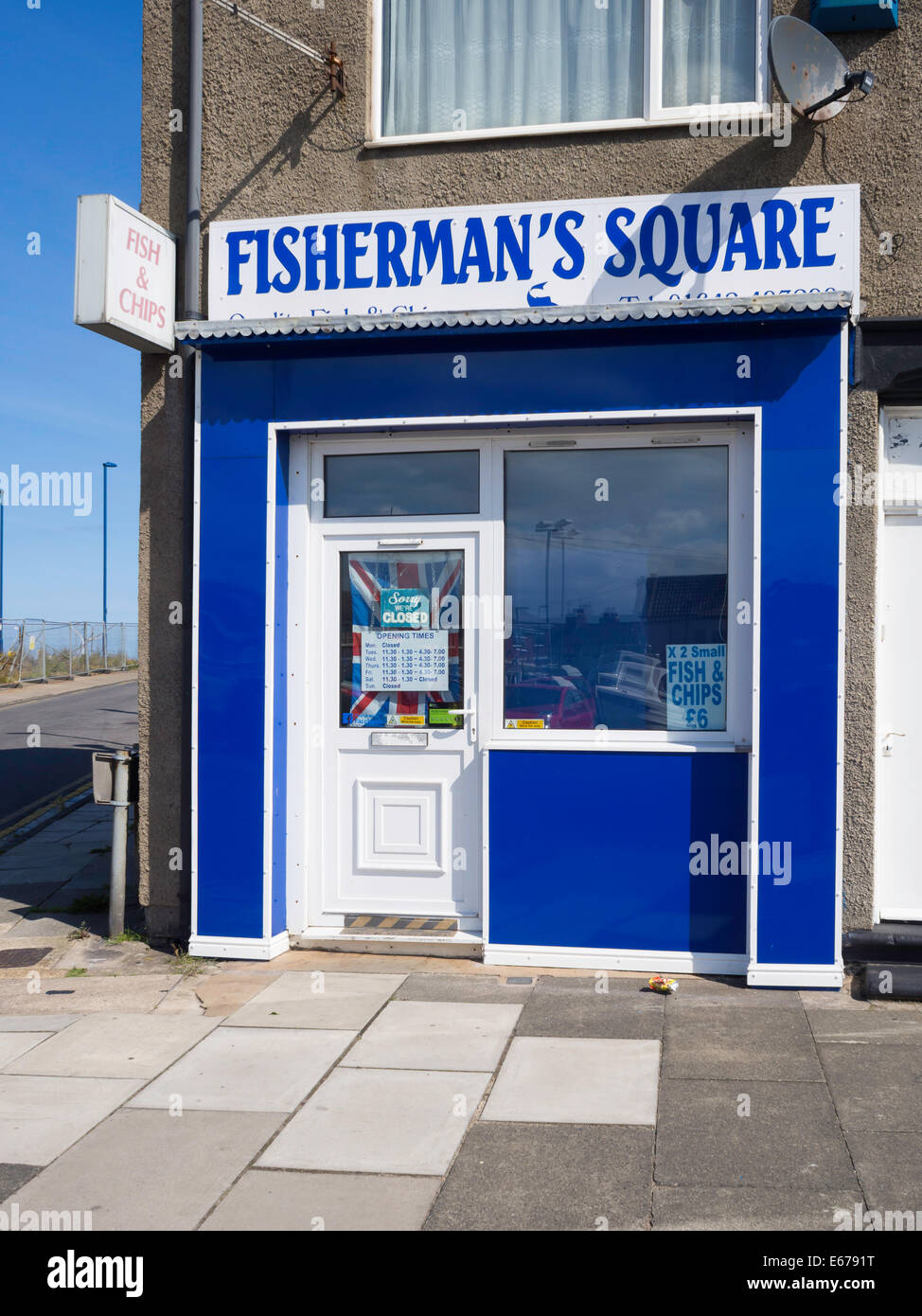 Convenientemente situato a pesce e Chip shop in Fisherman's Square Redcar Foto Stock