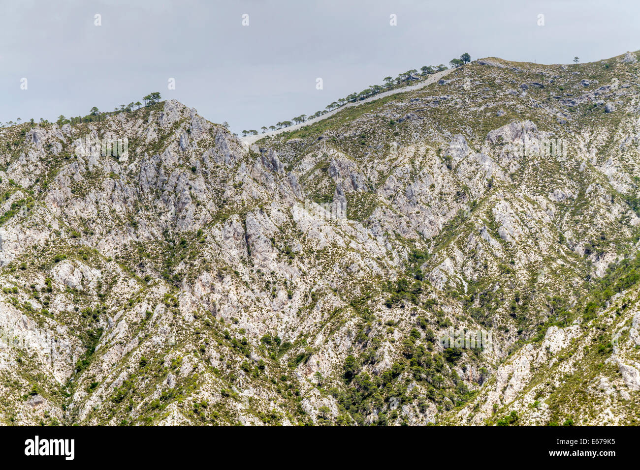 Le montagne della Sierra del Chaparral National Park vicino a Almunecar in Spagna Foto Stock