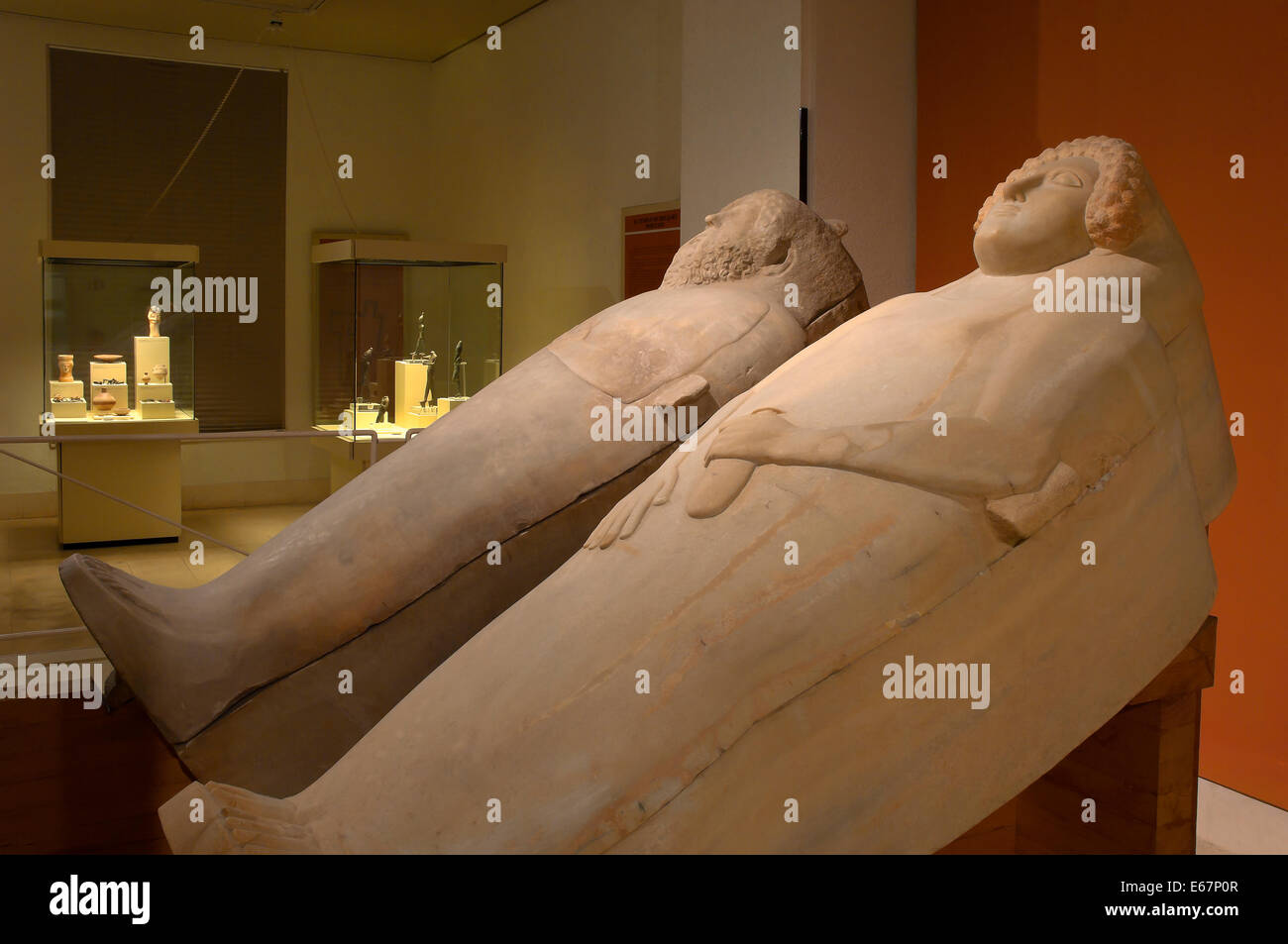 Fenicio sarcofagi antropoidi - V secolo A.C. Museo provinciale di Cadice, regione dell'Andalusia, Spagna, Europa Foto Stock