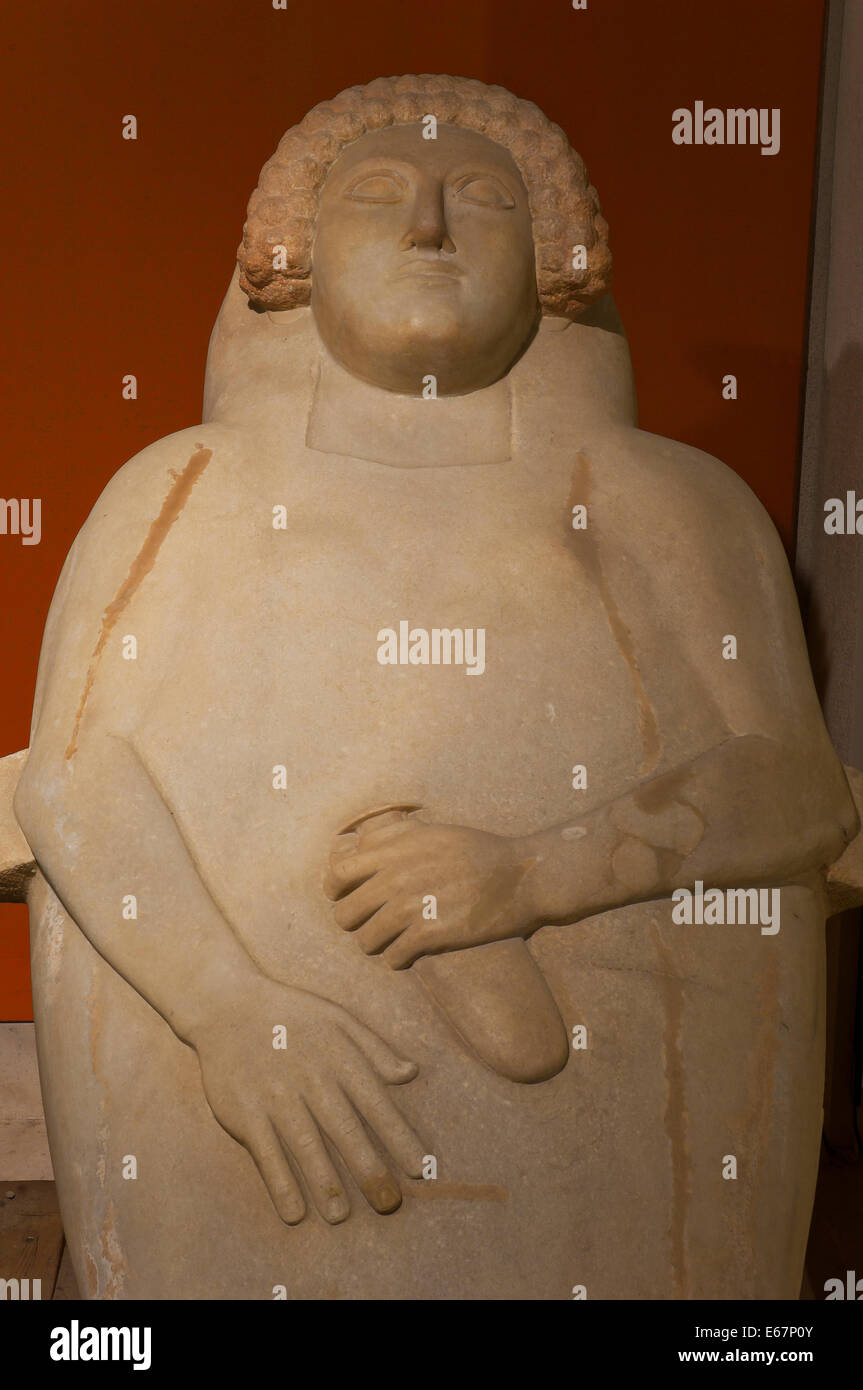 Fenicio sarcofago antropoide - V secolo A.C. Museo provinciale di Cadice, regione dell'Andalusia, Spagna, Europa Foto Stock