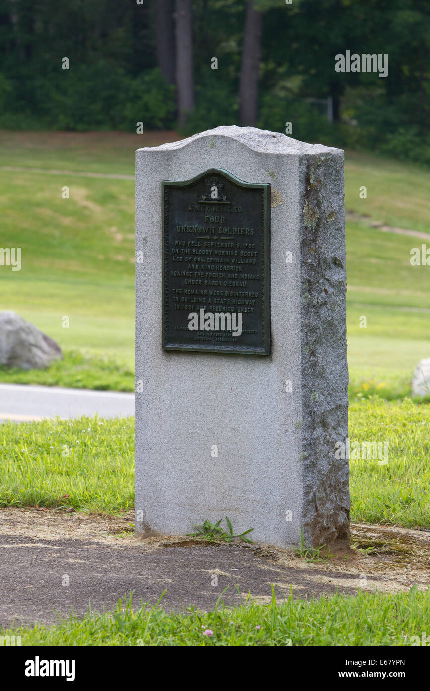 Grave marker per quattro sconosciuti francese e la guerra di indiano di soldati. Foto Stock