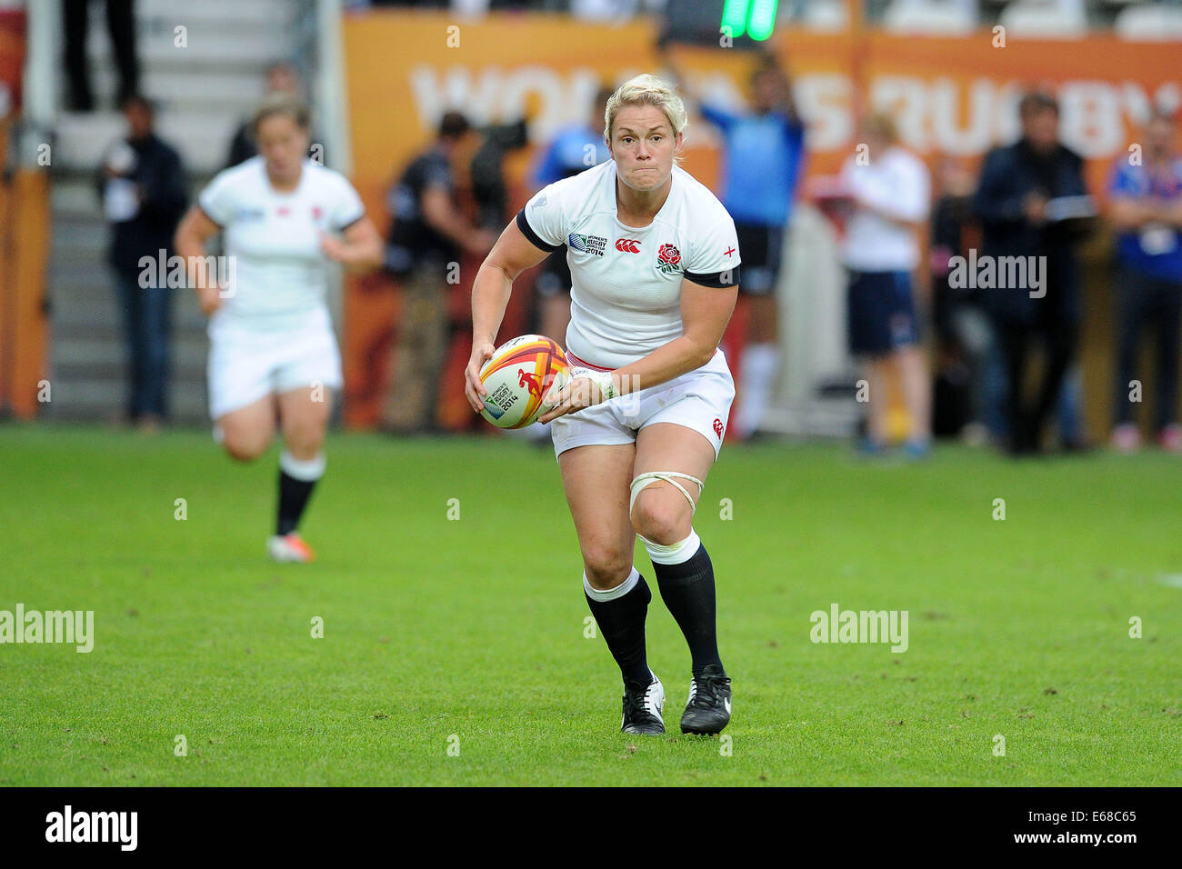 Parigi, Francia. 17 Ago, 2014. Womens World Cup finale di Rugby. Tra Inghilterra e Canada. Ceri di grandi dimensioni (ita) Credito: Azione Sport Plus/Alamy Live News Foto Stock