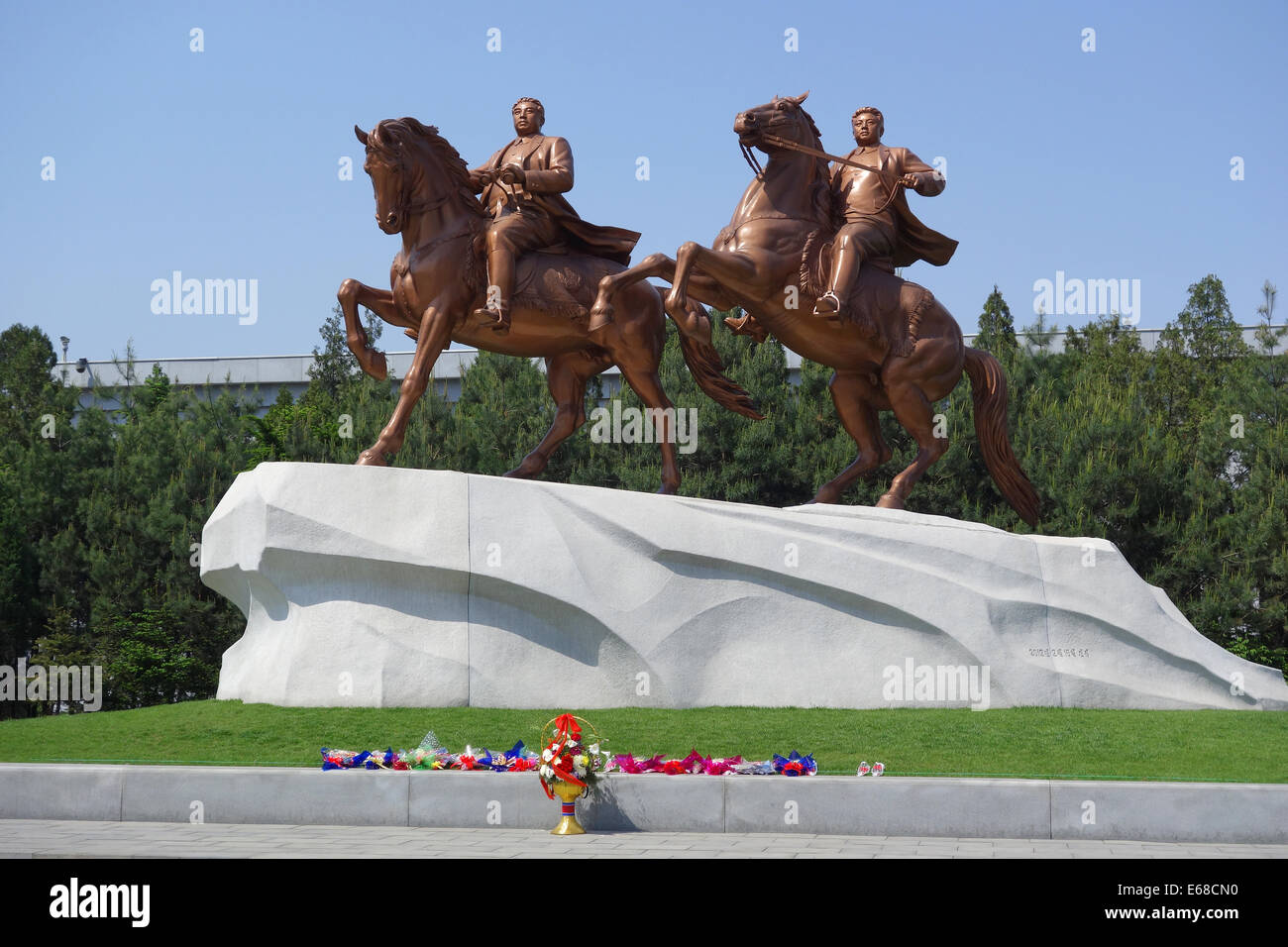 Statua del Grande leader Kim Il Sung e Kim Jong Il, Pyongyang, Corea del Nord Foto Stock