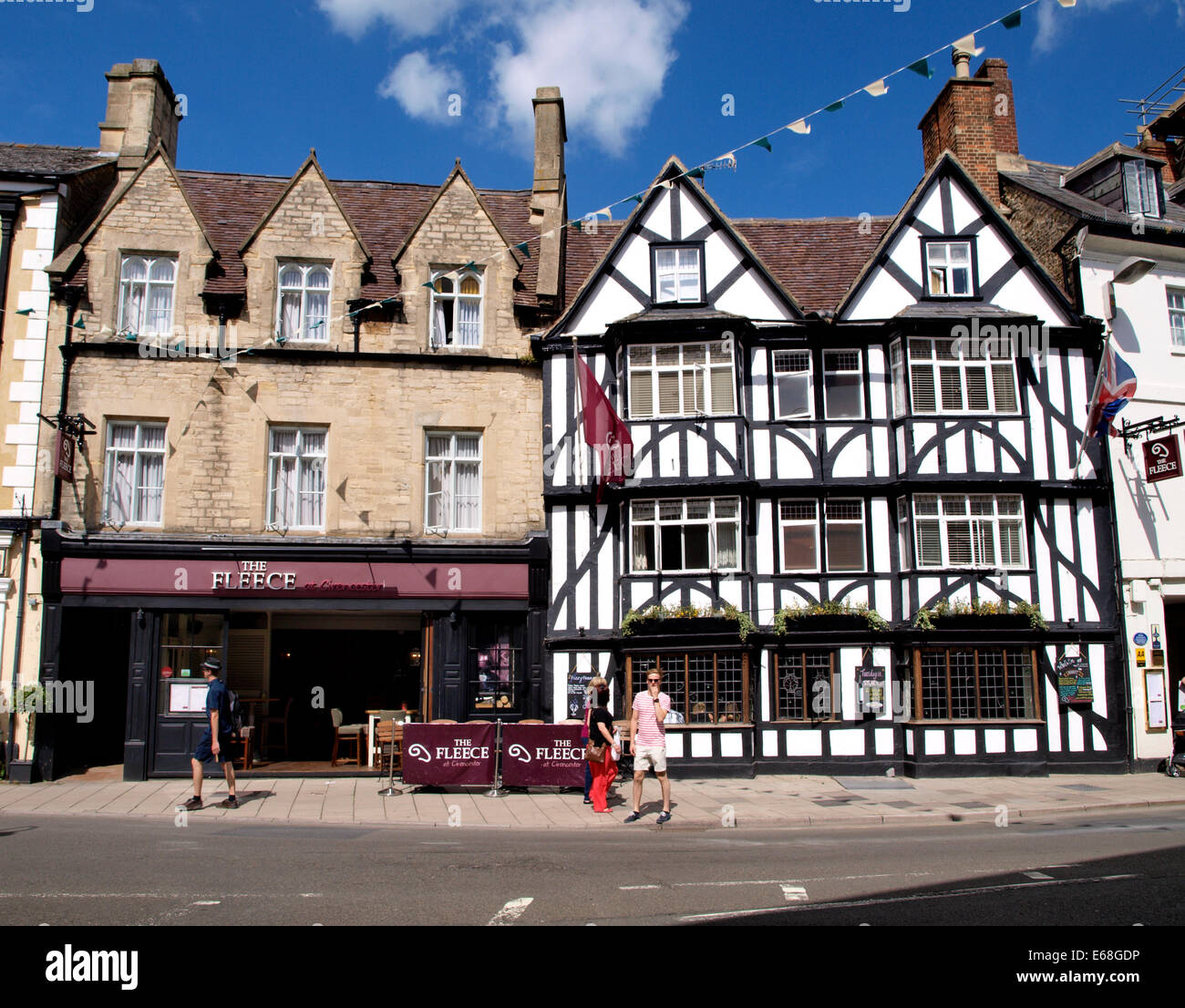 Il Vello Inn, Thwaites locande, Cirencester, Gloucestershire, Regno Unito Foto Stock