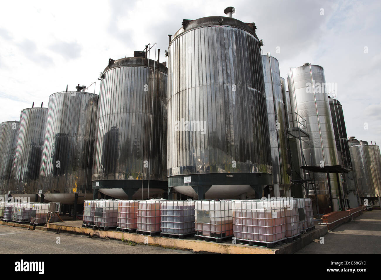 Sidro Aspall fattoria che risale al 1728, Aspall Hall Farm, vicino Debenham, Suffolk, Inghilterra, Regno Unito Foto Stock