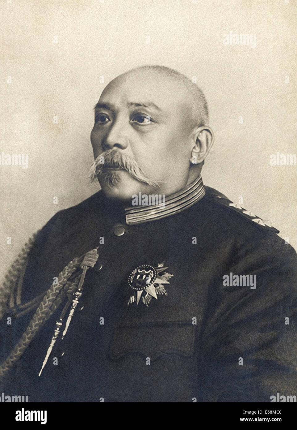 Yuan Shikai (1859-1916), fotografia scattata nel 1912. Vedere la descrizione per maggiori informazioni. Foto Stock