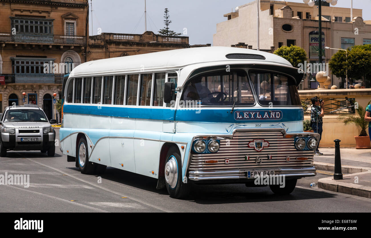 Vintage Leyland Bus, Mosta, Malta. Foto Stock