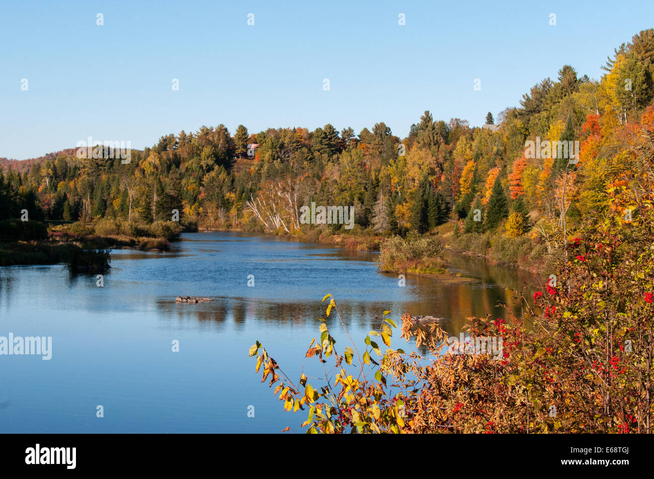 Sainte Adele Laurentians bellissimo paesaggio autunnale Foto Stock