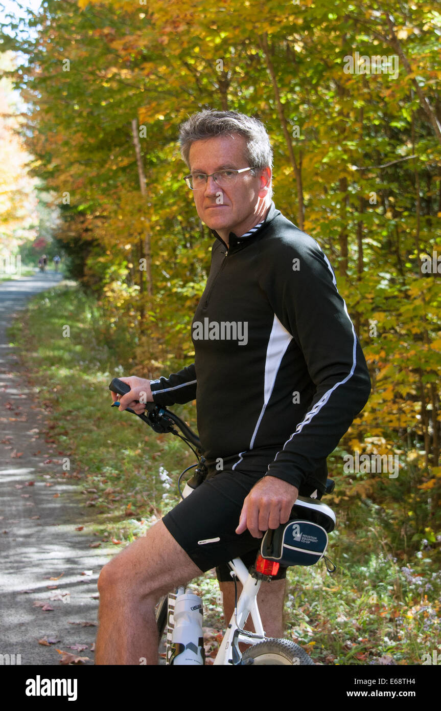 Uomo sulla bicicletta Foto Stock