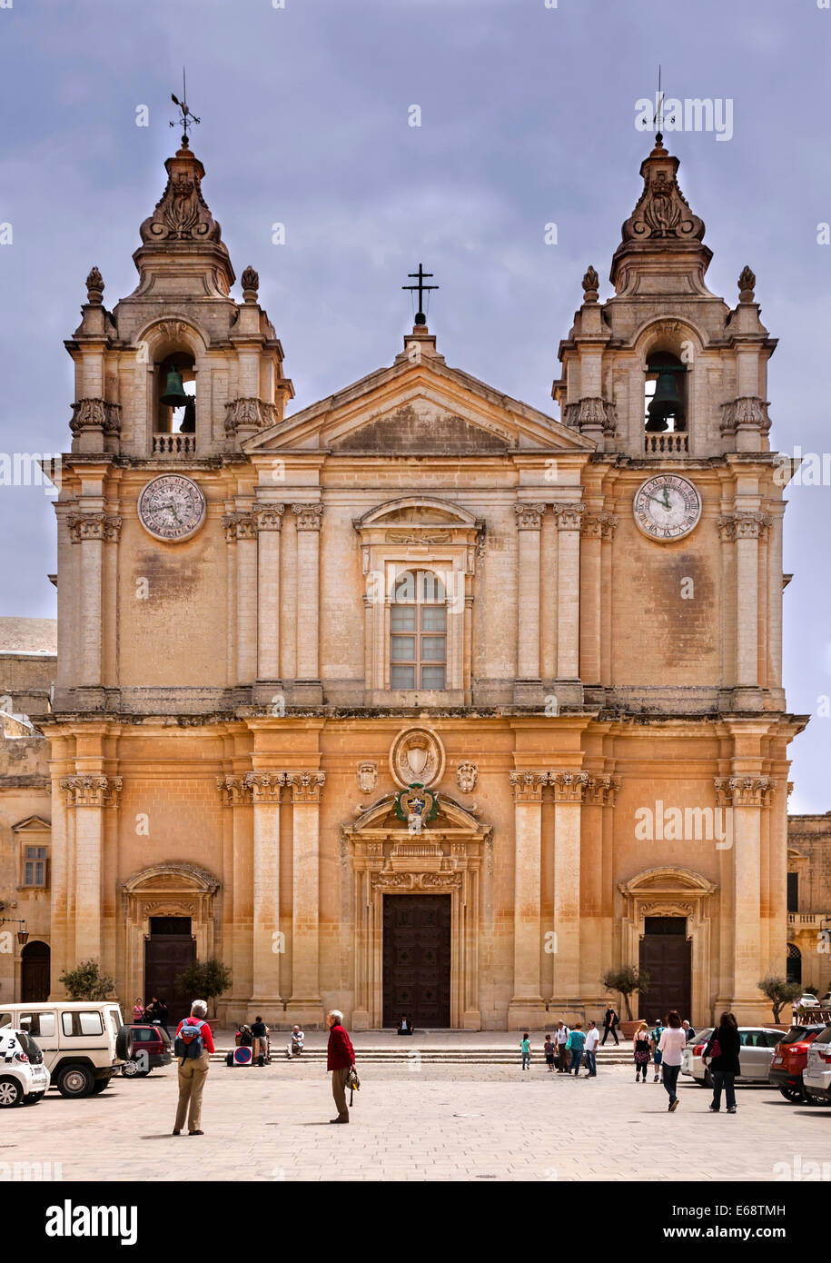 La Cattedrale di St Paul, Piazza San Paolo, Mdina, Malta. Foto Stock