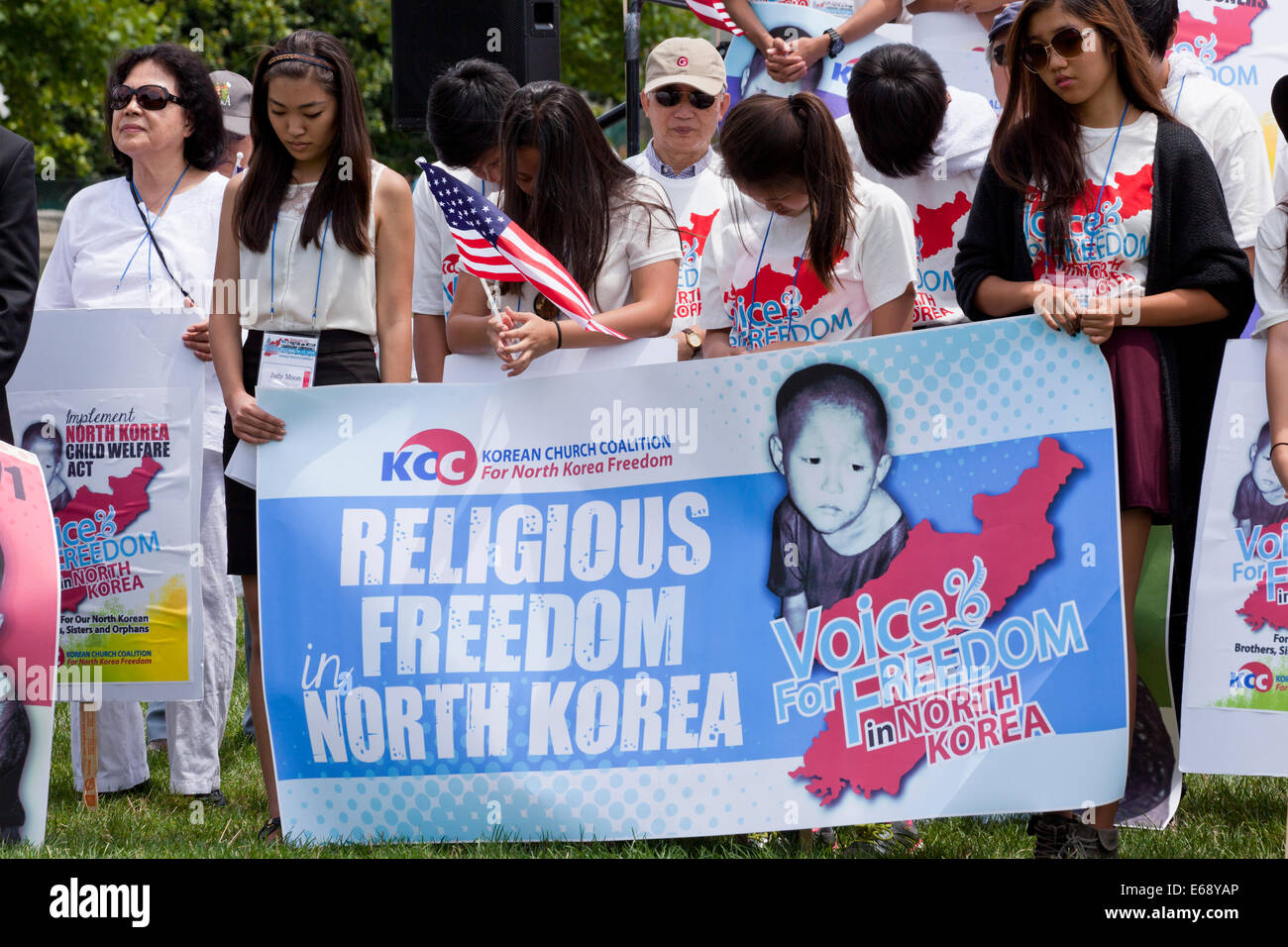 La Chiesa coreana Coalition (KCC) membri rally per i diritti umani in Corea del Nord - 2014, Washington DC, Stati Uniti d'America Foto Stock