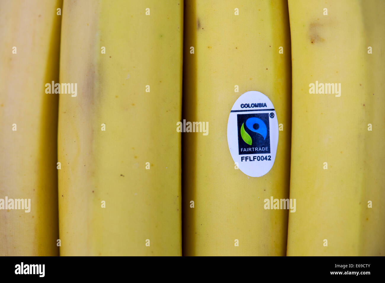 Fairtrade etichetta sulle banane da Columbia Foto Stock