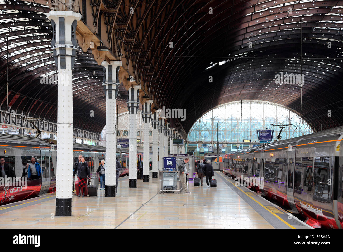 La stazione di Londra Paddington Foto Stock