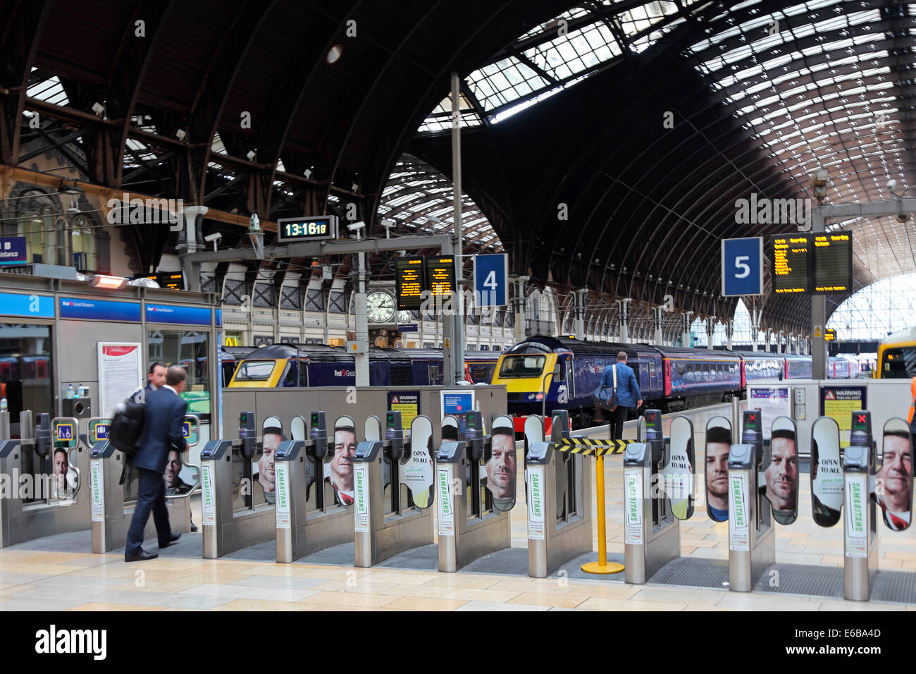 La stazione di Londra Paddington ingresso Foto Stock