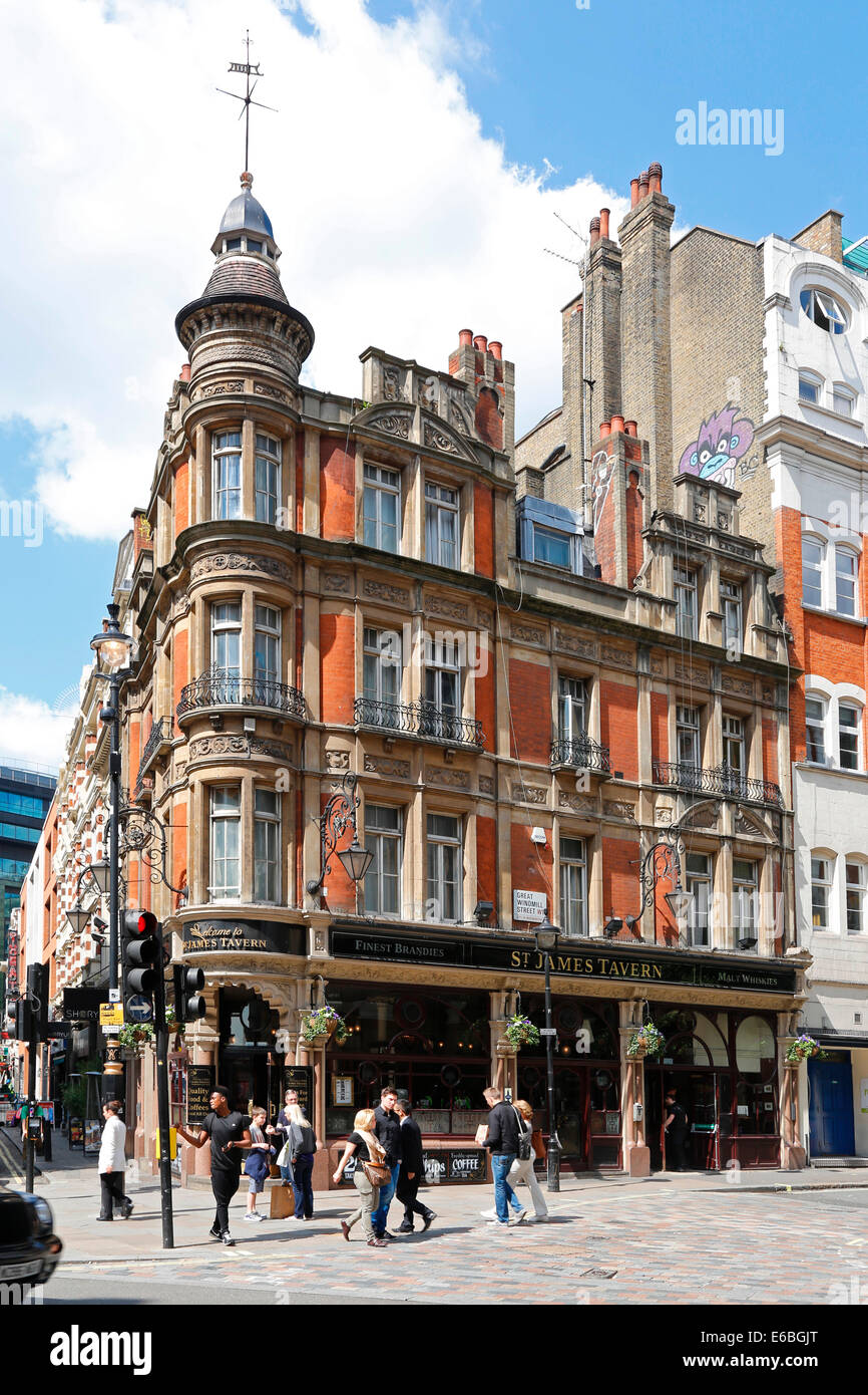 Großbritannien Gran Bretagna Londra Shaftesbury Ave Foto Stock