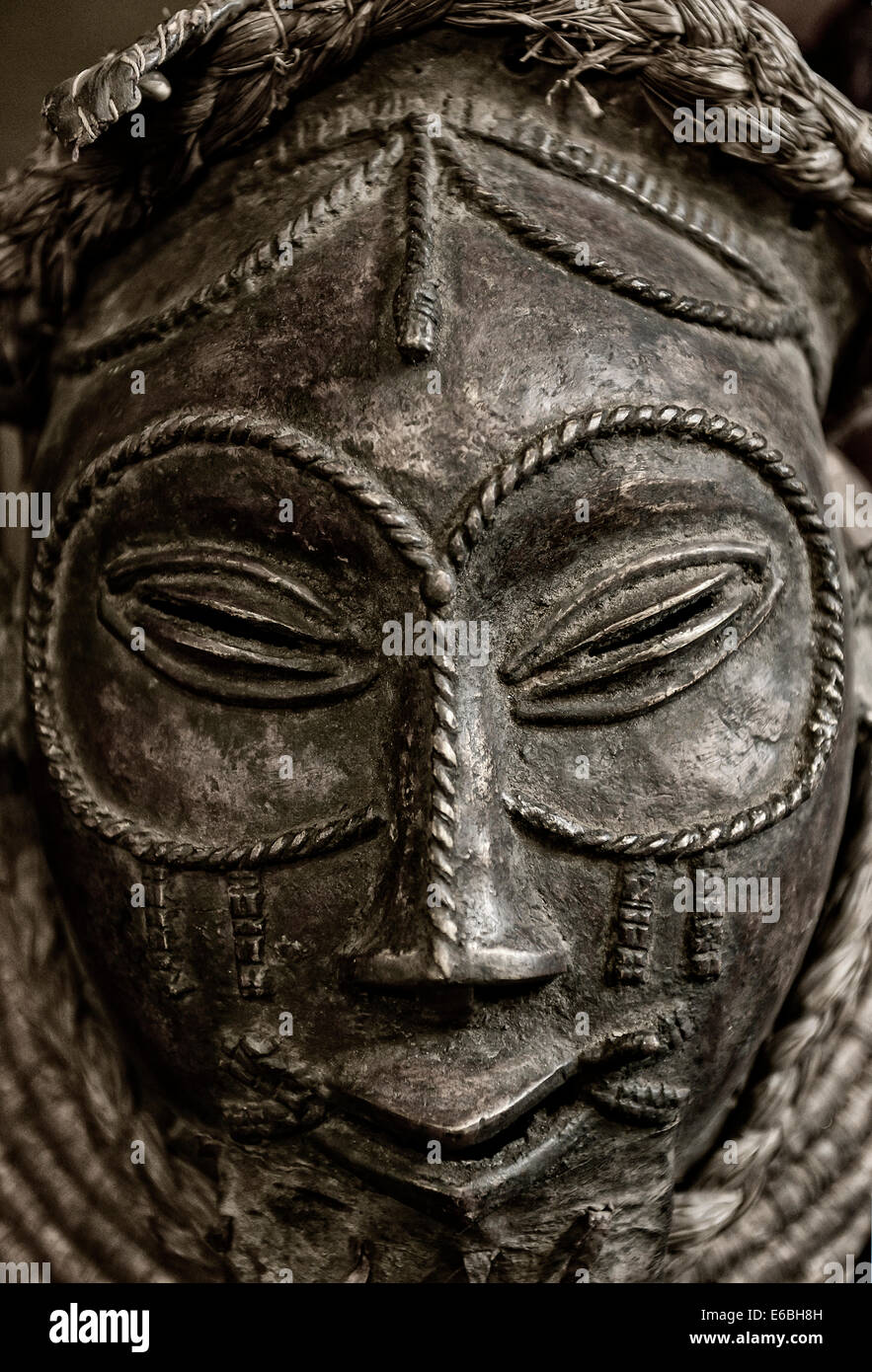 Africana tradizionale maschera tribale. Foto Stock