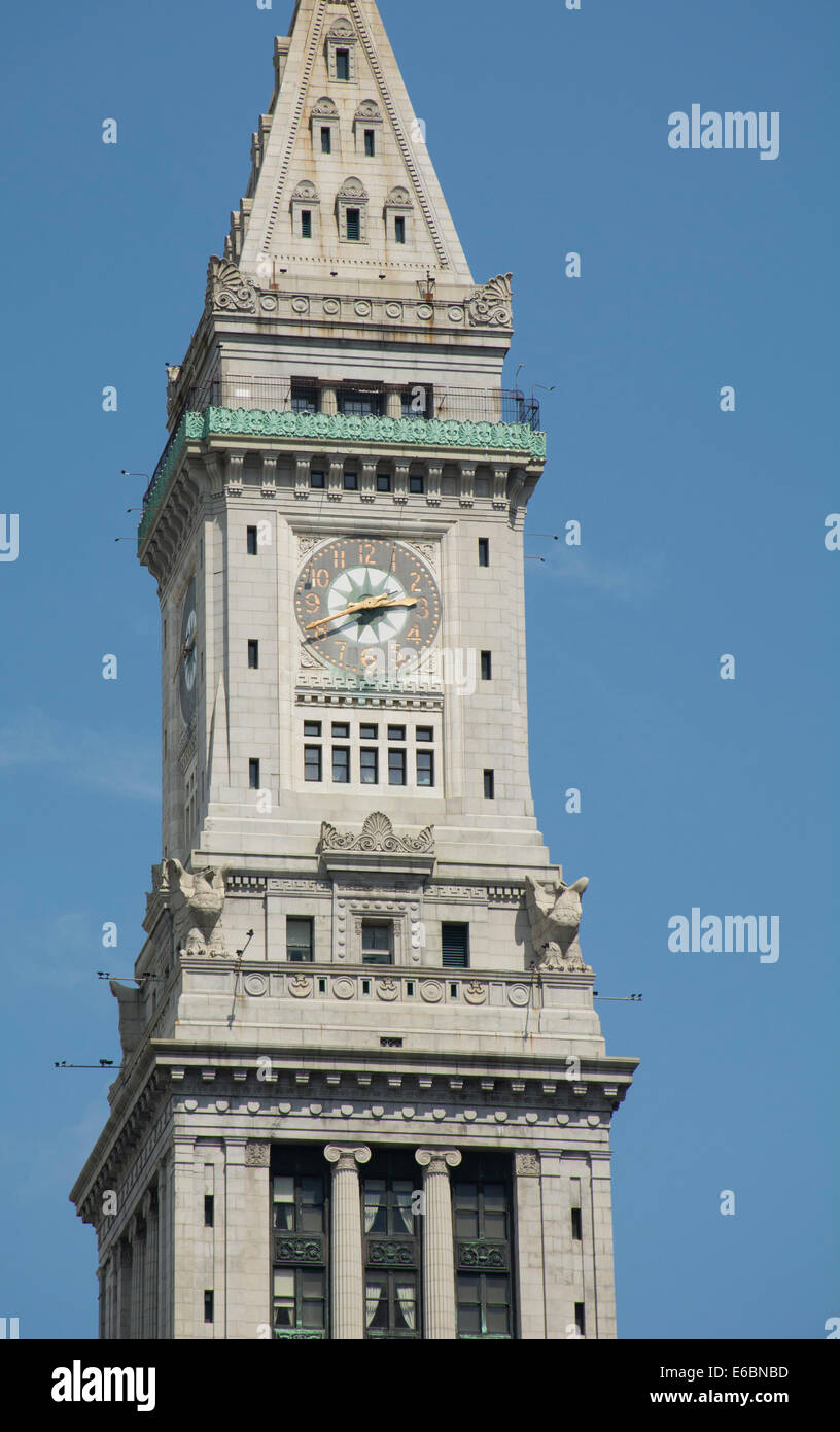 Massachusetts, Boston. Il Customs House clock tower, ora Marriott Custom House Hotel in McKinley Square. Foto Stock