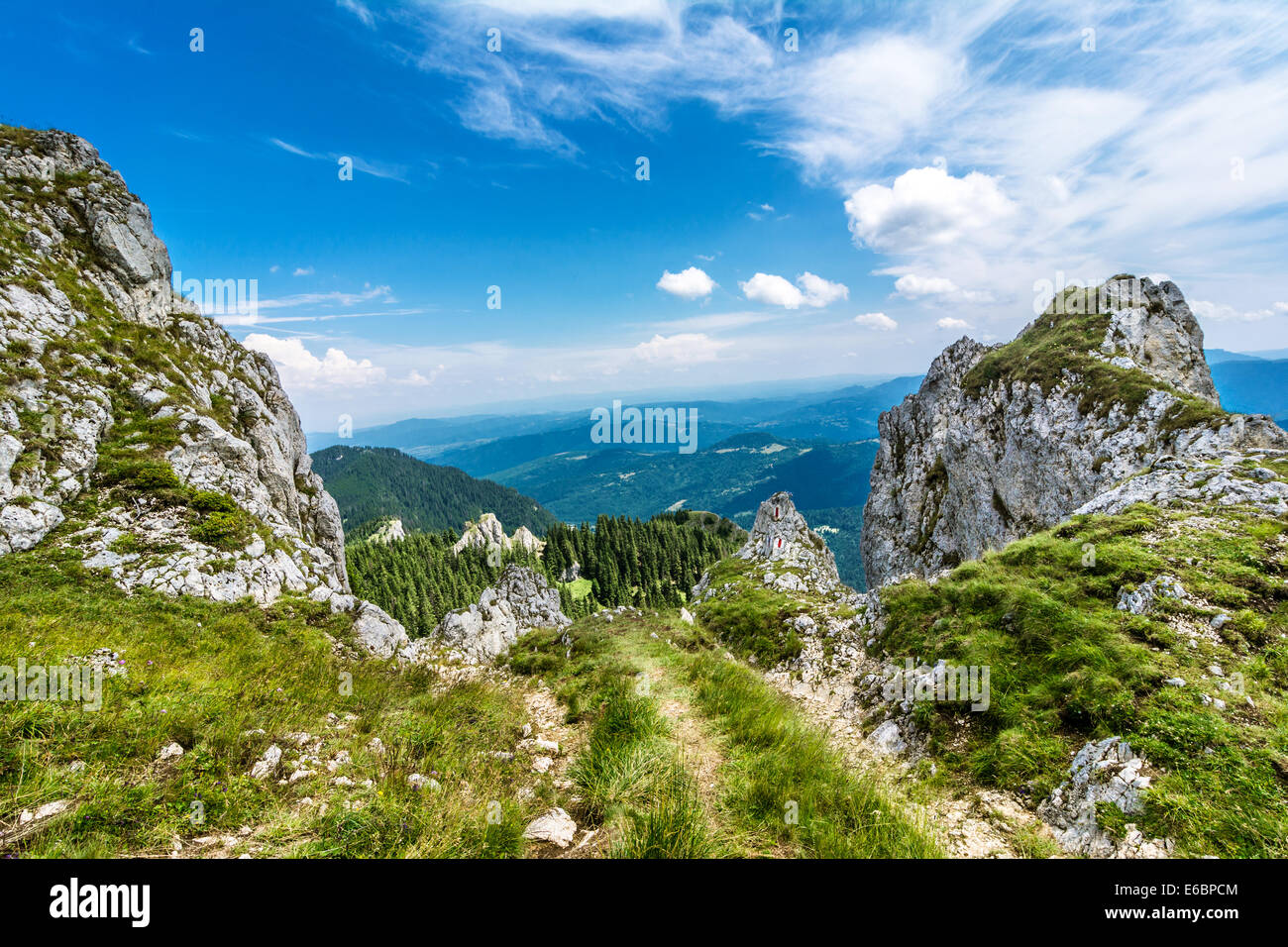 Pista di montagna in Romania su Piatra Mare Foto Stock