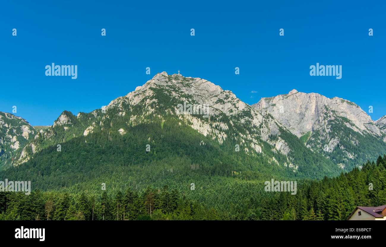 Bucegi montagna, Carpathinans mountaines in Romania nel periodo estivo. Foto Stock