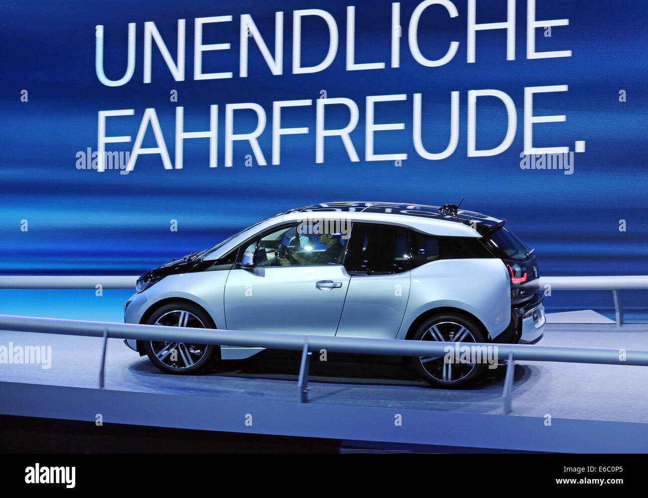 Auto elettrica BMW i3 al sessantacinquesimo International Motor Show IAA 2013 a Francoforte Germania Foto Stock