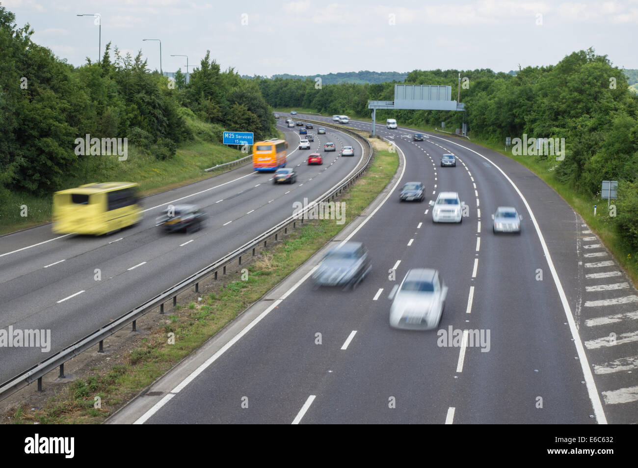 M25 Autostrada in Londra England Regno Unito Regno Unito Foto Stock