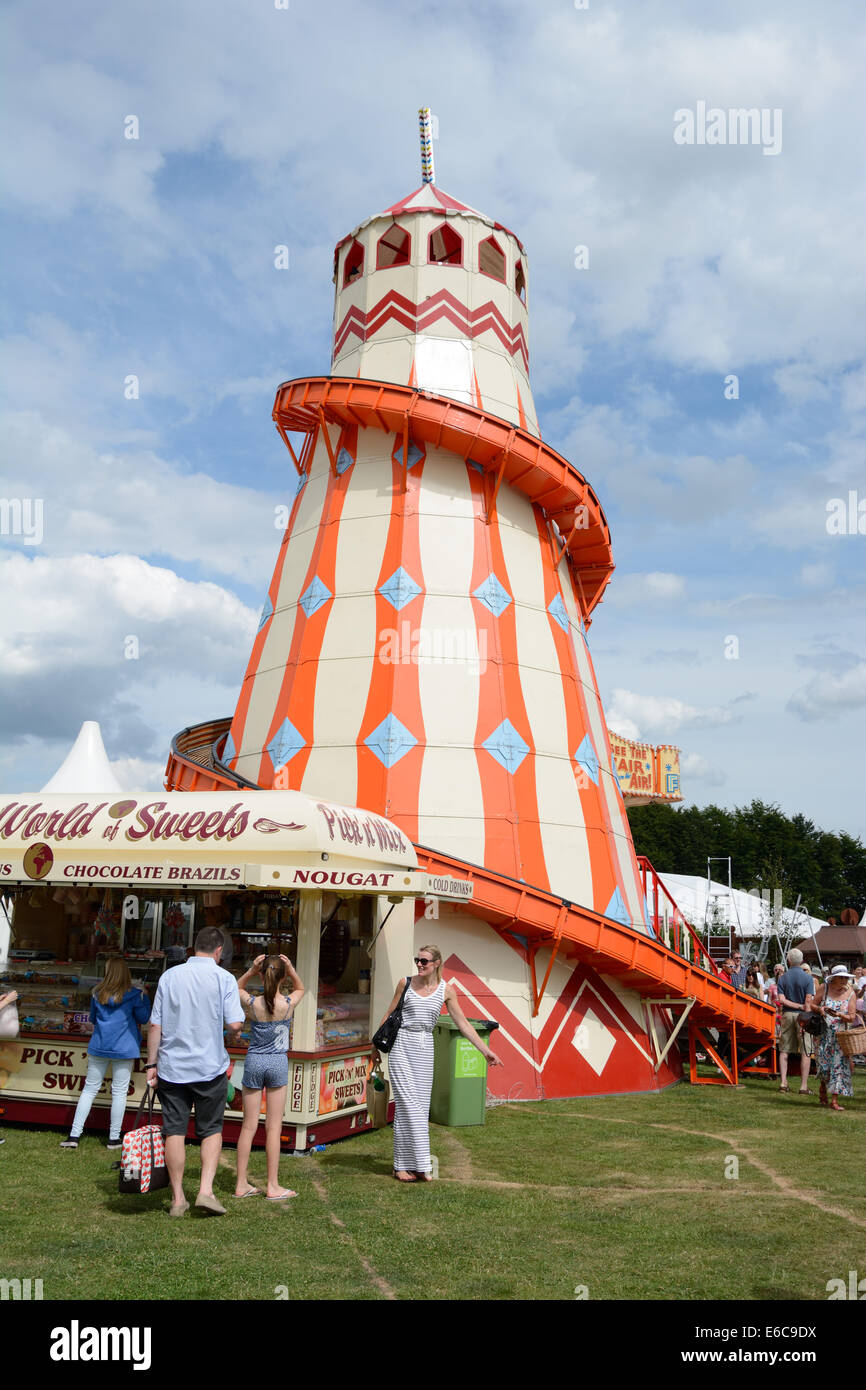 Helter Skelter a Tatton Park, Inghilterra. Foto Stock