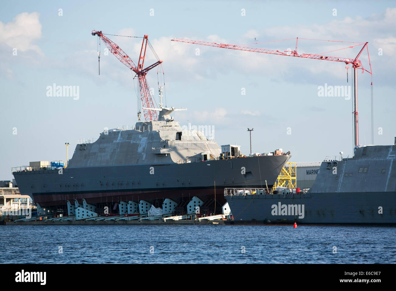 Marina degli Stati Uniti Littoral Combat Ships in costruzione a Marinette Marine Corporation di Marinette, Wisconsin. Foto Stock
