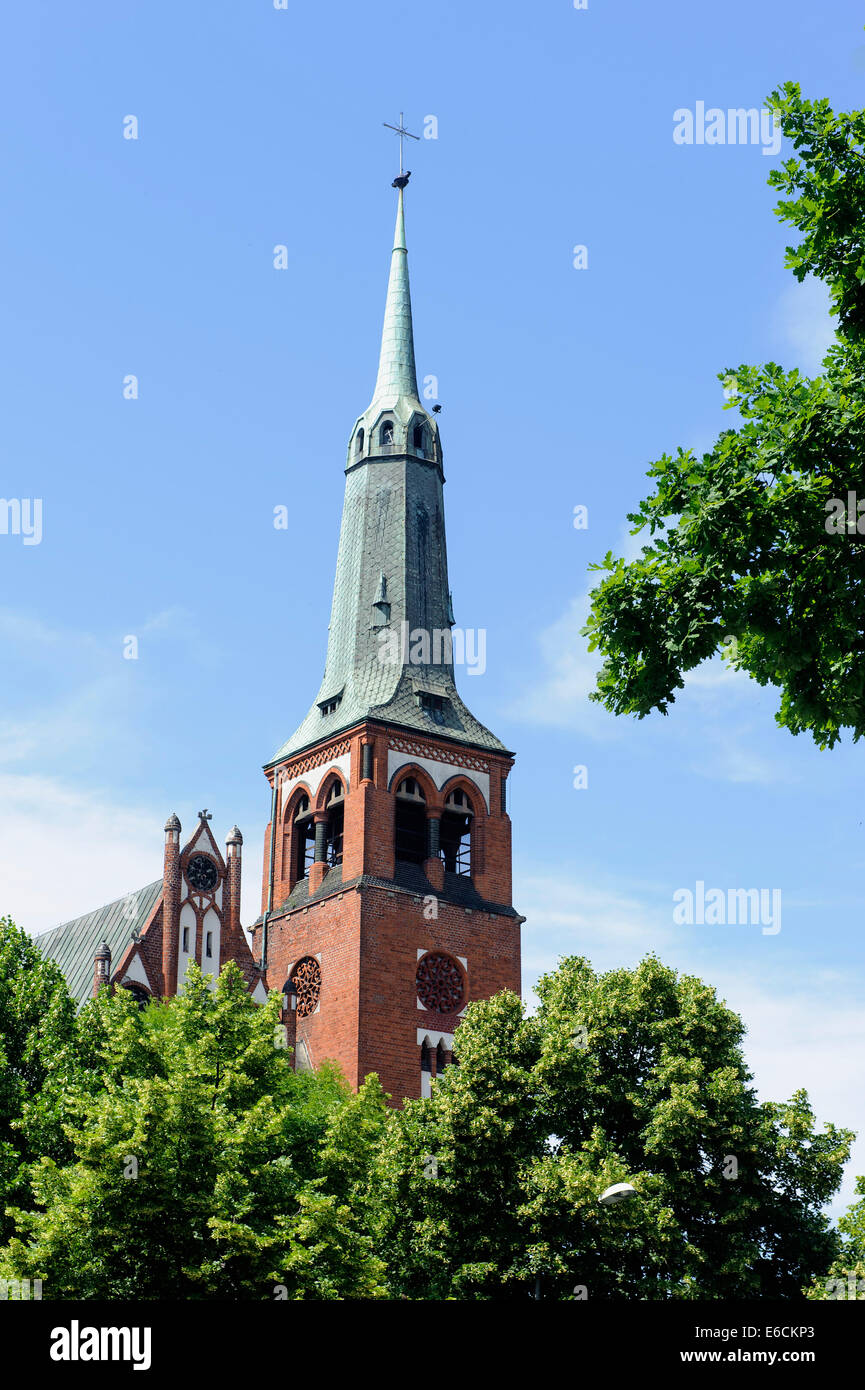 Il neo-gotico garrison-chiesa sw.Wojciecha in Szczecin, Polonia, Europa Foto Stock