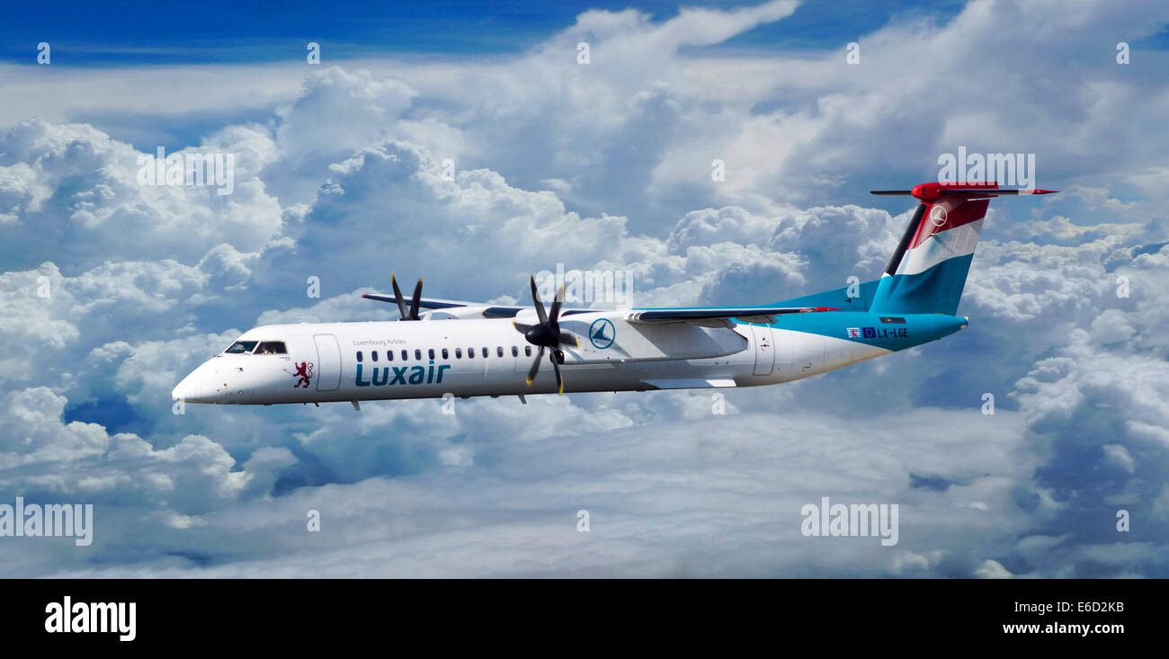 Luxair De Havilland Canada DHC-8-402Q Dash 8 in volo Foto Stock