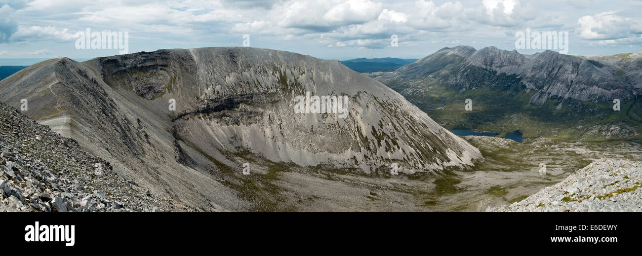 Il vertice della cresta Arkle e Foinaven, dal lato sud-est del vertice, Sutherland, Scotland, Regno Unito Foto Stock