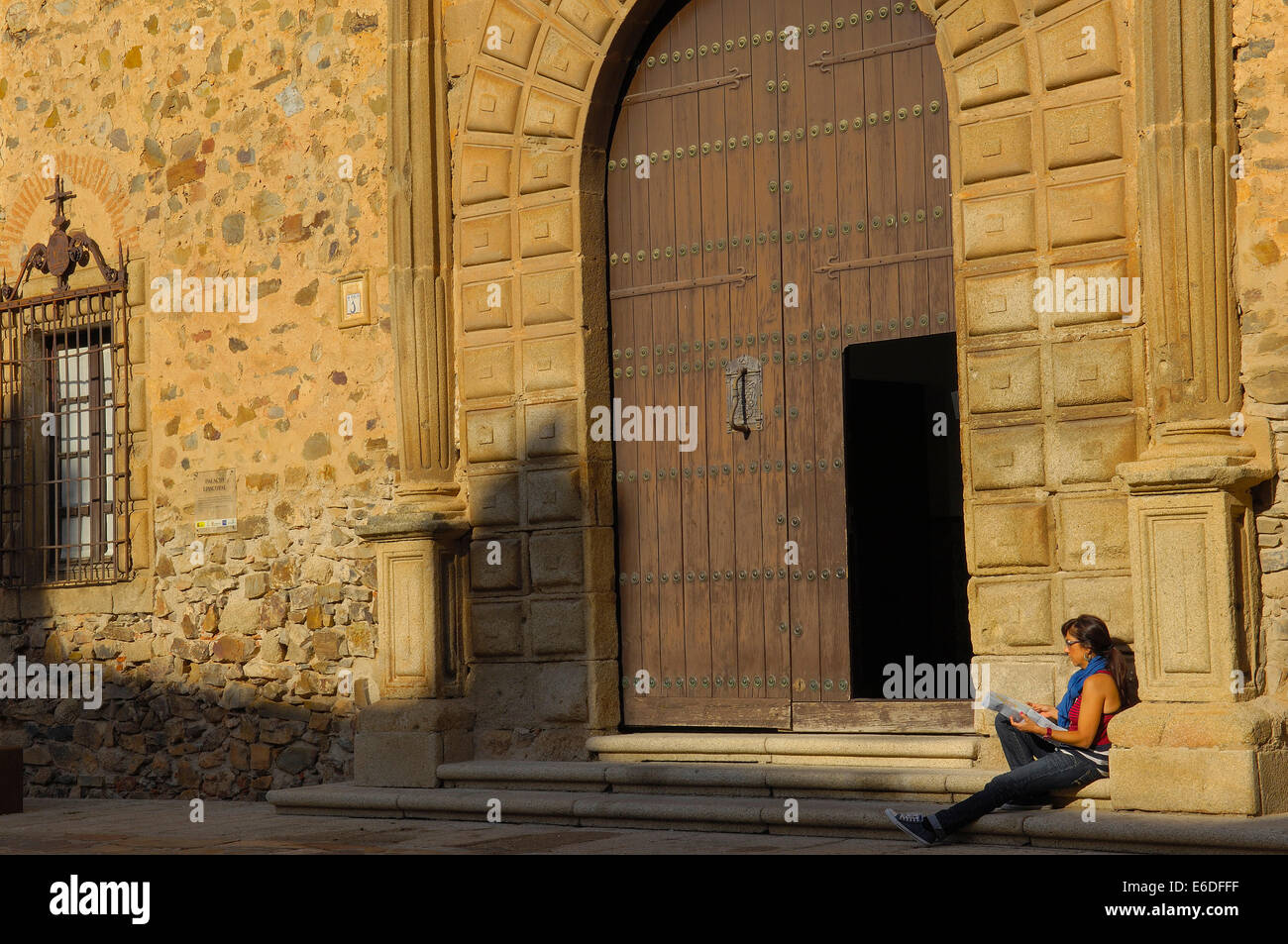 Caceres, Palazzo Vescovile, il palazzo episcopale, sito patrimonio mondiale dell'UNESCO, Estremadura, Spagna Foto Stock