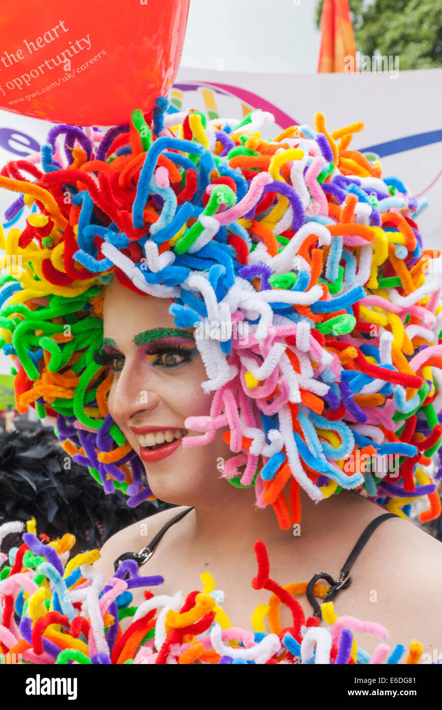 Inghilterra, Londra, l annuale Gay Pride Parade, partecipante Foto Stock
