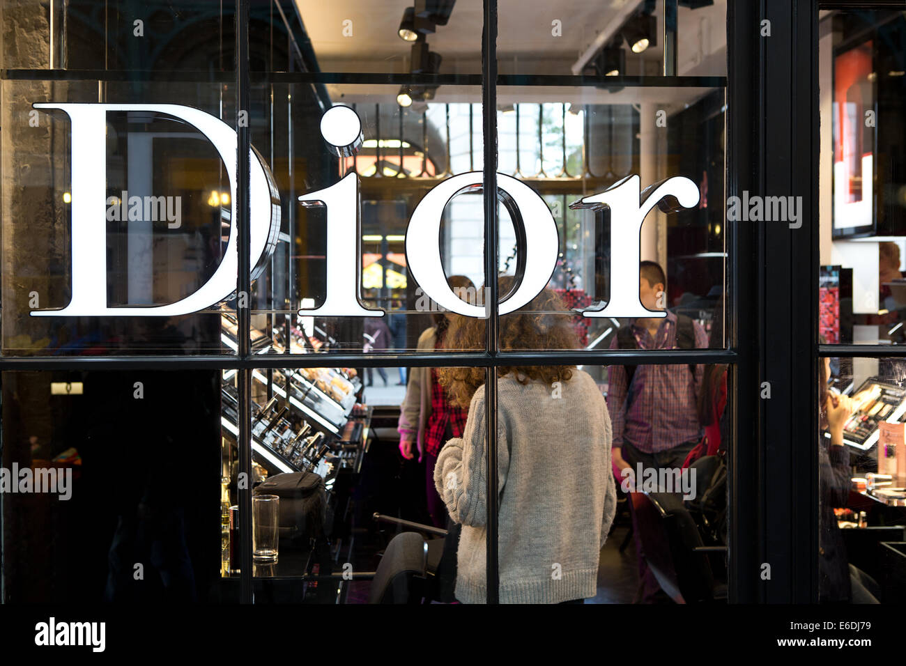 (Christian) Dior make-up e profumo store. Foto Stock