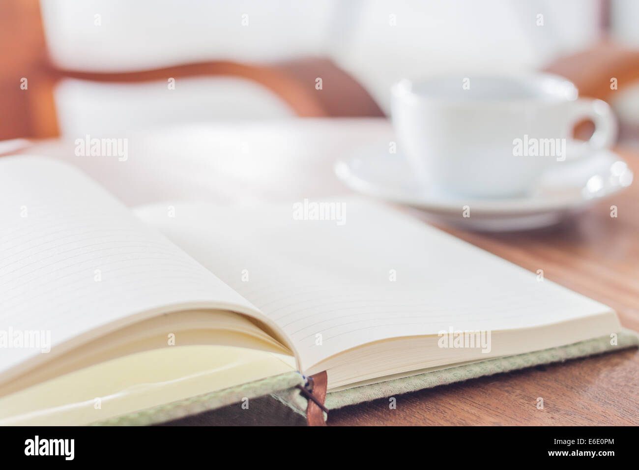 Blank notebook con tazza di caffè, stock photo Foto Stock