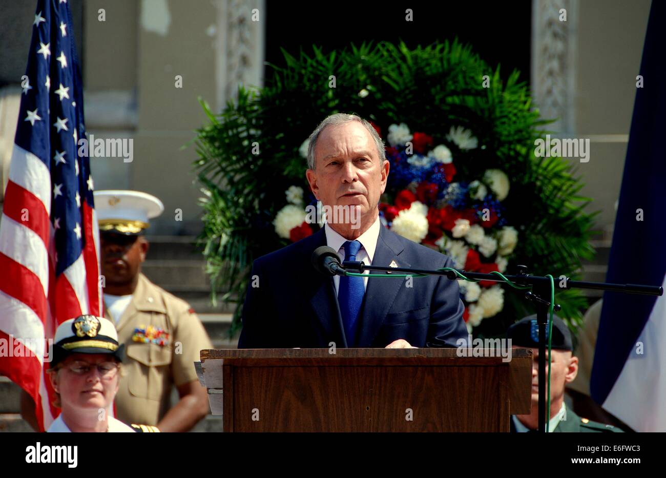 NYC: Sindaco Michael Bloomberg parlando al 2009 Memorial Day cerimonie presso i soldati e marinai' monumento Foto Stock
