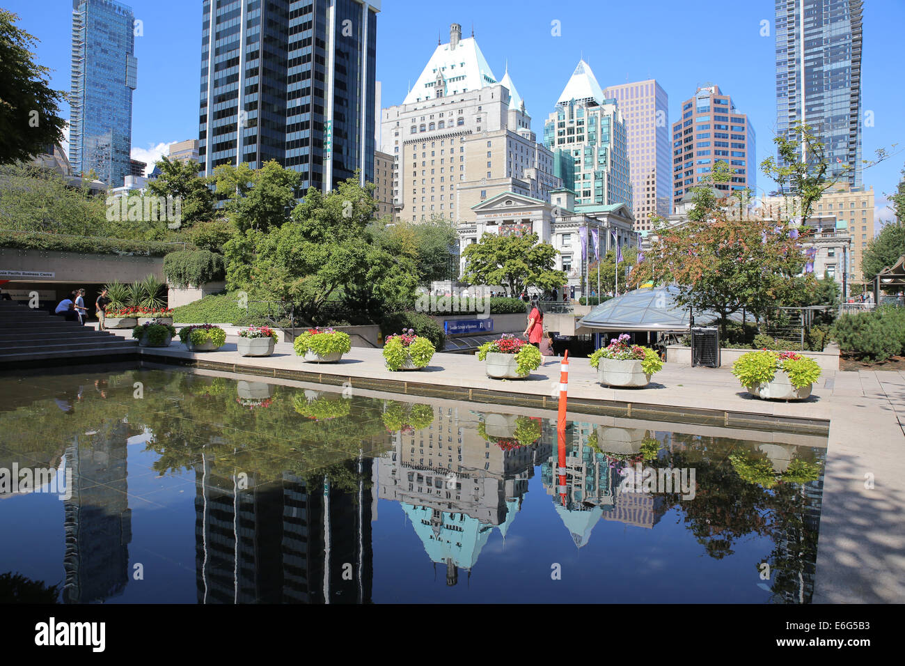 Vancouver Downtown edifici acqua di riflessione Foto Stock
