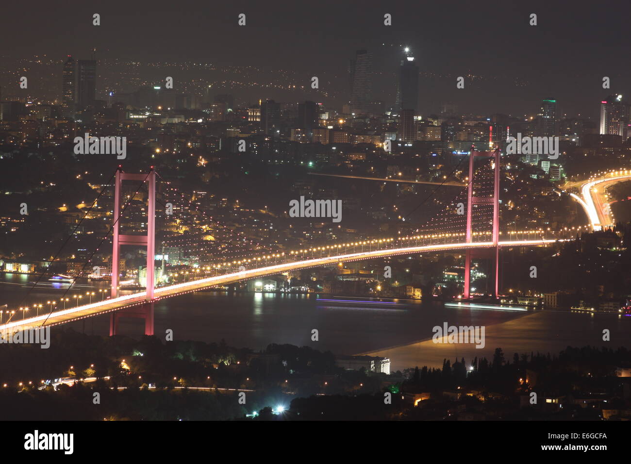 Ponte sul Bosforo, Istanbul, Turchia Foto Stock