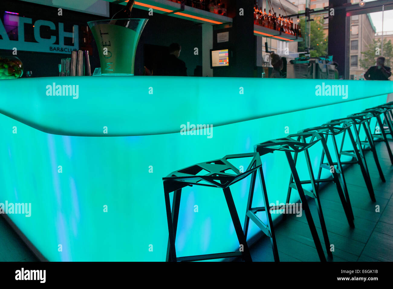 Bar 'guardare me', Ul.Mazowiecka a Varsavia, Polonia, Europa Foto Stock