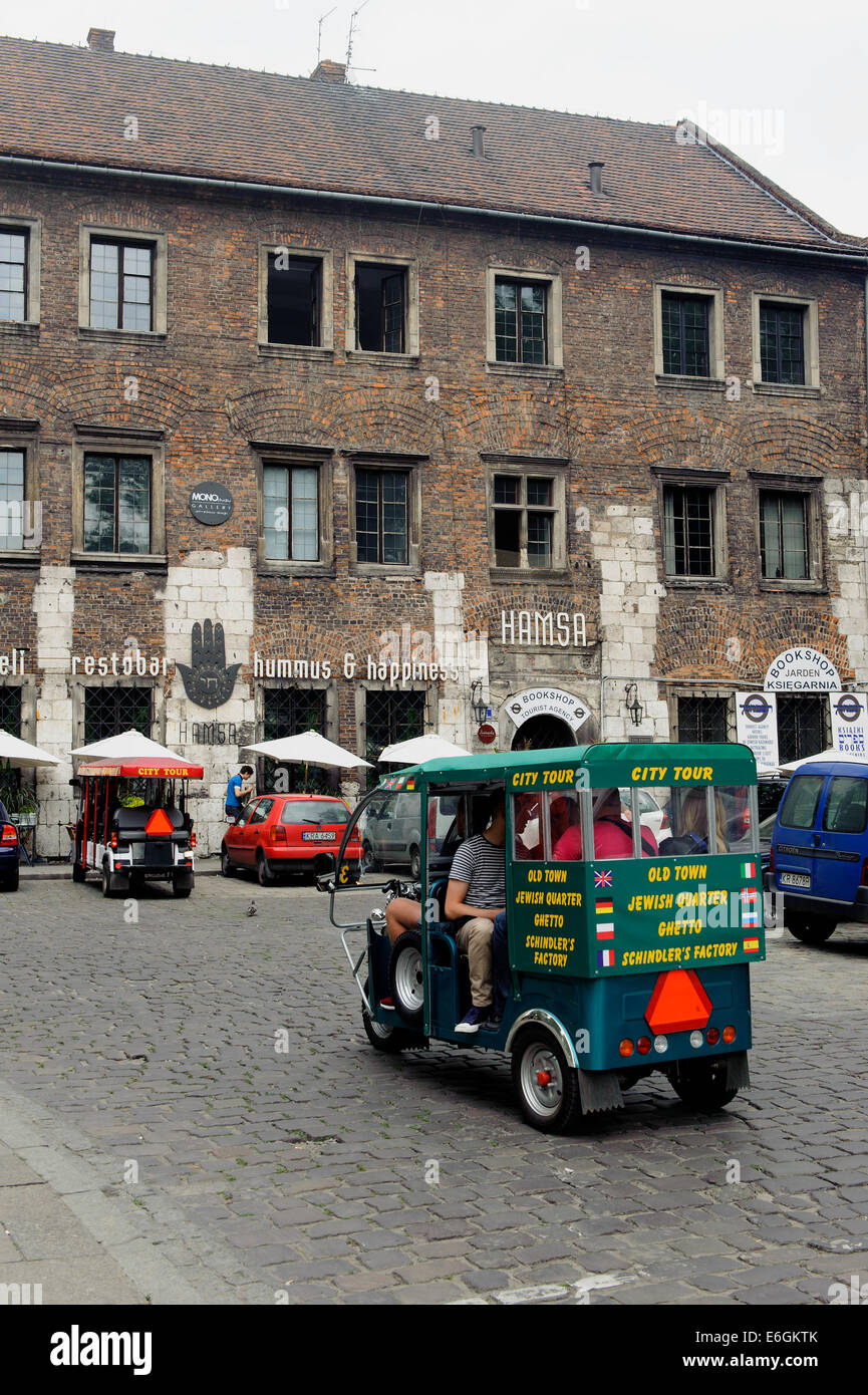Guide turistiche a Remuh-Synagogue in Krakow-Kazimierz, Polonia, Europa Foto Stock