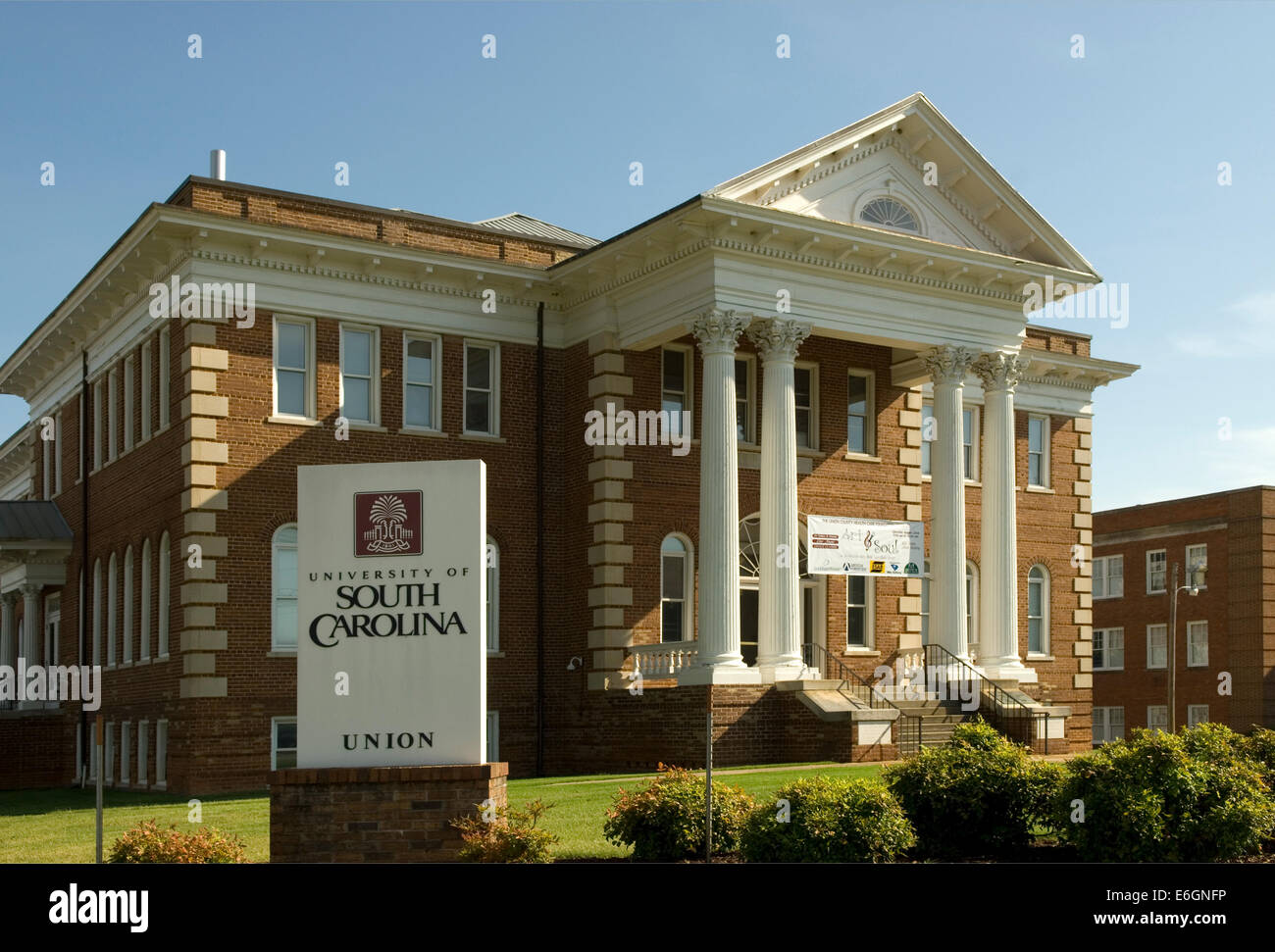 Vista esterna del campus Union della University of South Carolina con cartello con su scritto Union, South Carolina, Stati Uniti. Foto Stock