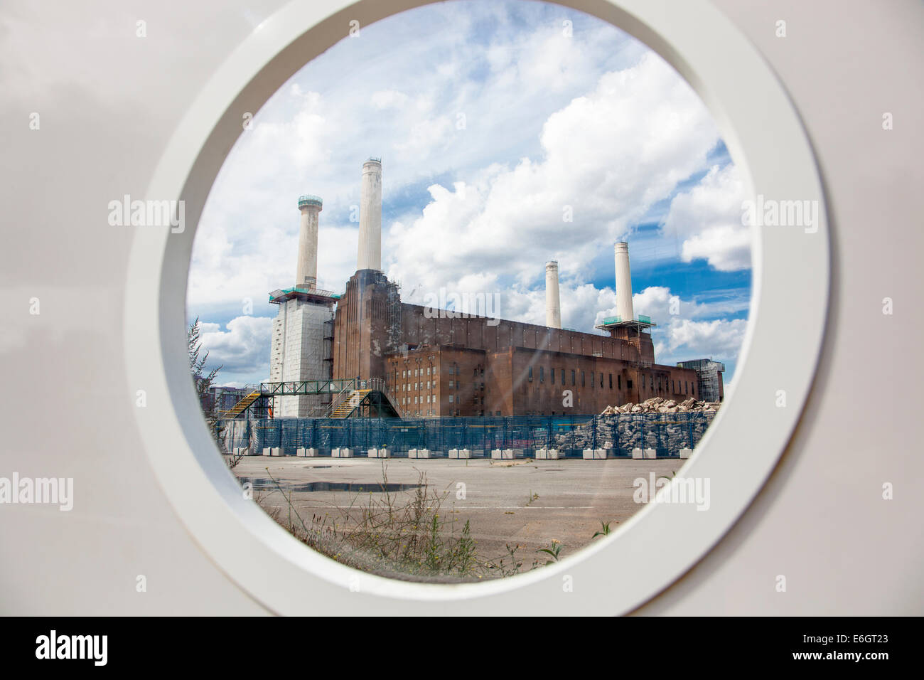 Battersea Power Station chiusa per la riqualificazione in un complesso di lusso - Londra, Inghilterra 2014 Foto Stock