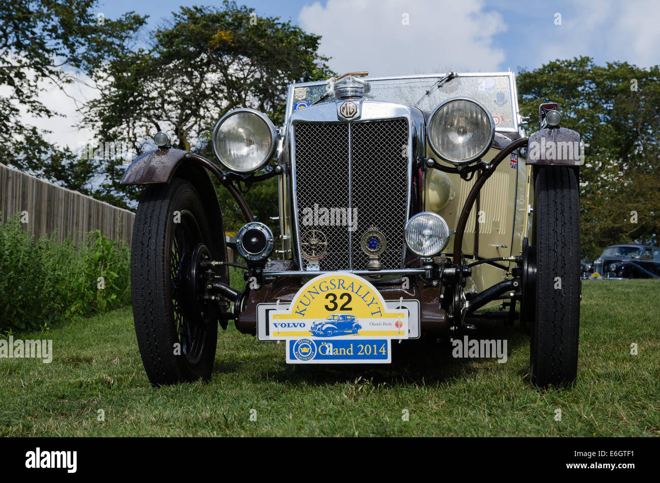 MG TA (1937) in oldtimer rally nella città Borgholm in Svezia Foto Stock