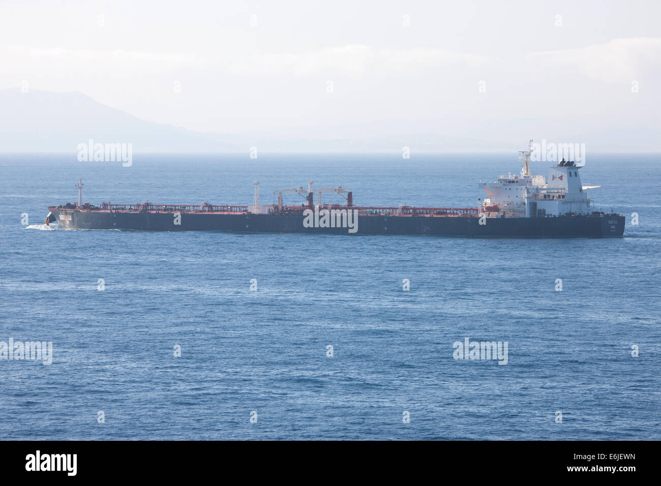 Nordic Vega Prodotti Petroliferi petroliera Petroliera nave mercantile nel mare Mediterraneo Gibilterra Foto Stock