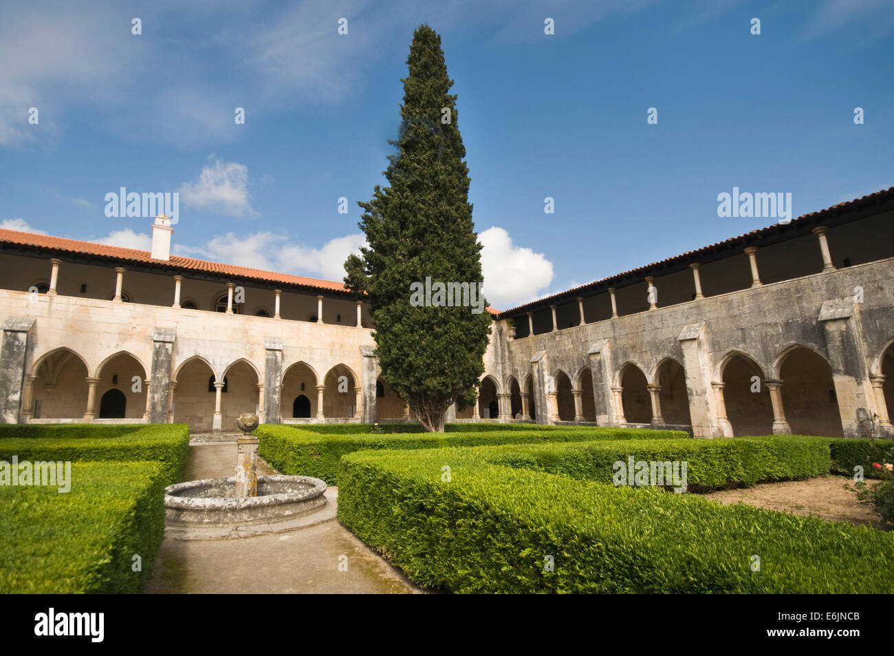 L'Europa, Portogallo, Batalha, Gothic-Manueline Mosteiro de Santa Maria de Vitória (Abbazia di Battle, XIV secolo), il chiostro Foto Stock