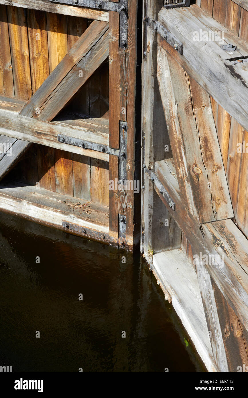 In legno antico canale Saimaa bloccare i cancelli in Mälkiä Lappeenranta Foto Stock