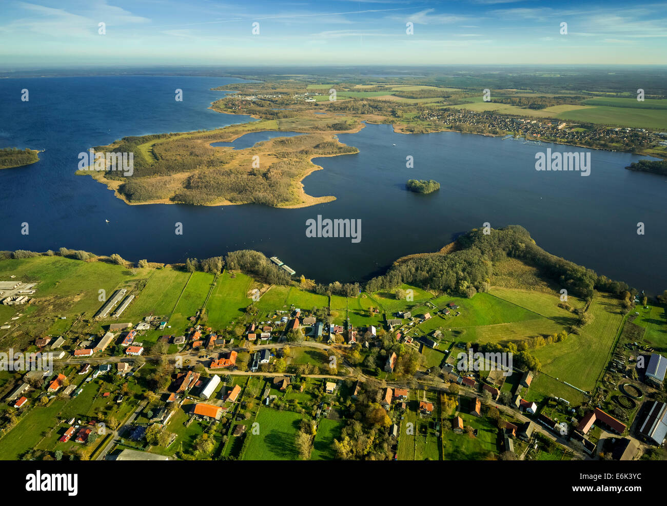 Vista aerea, Kleine Müritz Lake, Vipperow, Meclemburgo Lake District, Meclemburgo-Pomerania Occidentale, Germania Foto Stock